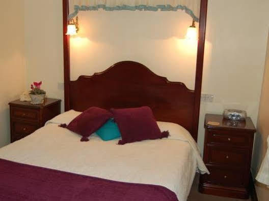 Strenneth 4* Fersfield